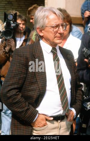 Von der Presse hofierte Autorenlesung des Ex-RAF-Terroristen Peter Jürgen Boock aus seinem Buch 'Abbruch' im Literaturhaus in Hamburg, Deutschland 1988. Stockfoto