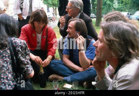 Von der Presse hofierte Autorenlesung des Ex-RAF-Terroristen Peter Jürgen Boock aus seinem Buch 'Abbruch' im Literaturhaus in Hamburg, Deutschland 1988. Stockfoto