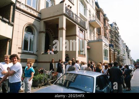 Von der Presse hofierte Autorenlesung des Ex-RAF-Terroristen Peter Jürgen Boock aus seinem Buch 'Abbruch' im Literaturhaus in Hamburg, Deutschland 1988. Stockfoto