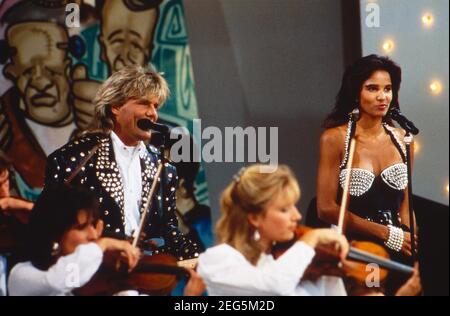 Blue System, Musikprojekt von Dieter Bohlen mit Nadja Abd el farrag, Deutschland um 1994. Stockfoto