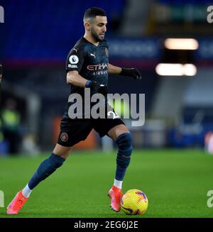 Liverpool, Großbritannien, 17th. Februar 2021. Riyad Mahrez von Manchester City. Kredit: Anthony Devlin/Alamy Live Nachrichten Stockfoto