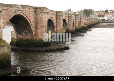 Berwick Bridge, auch bekannt als die Alte Brücke Stockfoto