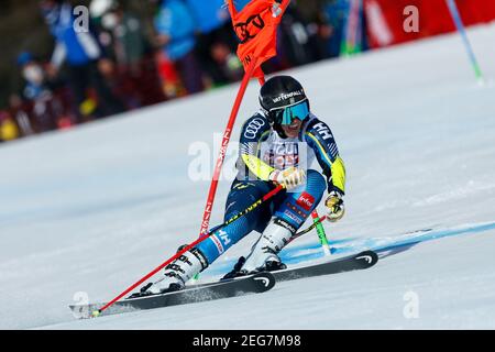 Olympia delle Tofane, Cortina (BL), Italien, 18. Februar 2021, Sara Hector (SWE) hält den 20th. Platz nach dem ersten Lauf während 2021 FIS Alpine Ski Weltmeisterschaften - Riesenslalom - Damen, alpines Skirennen - Foto Francesco Scaccianoce / LM Credit: LiveMedia/Alamy Live News Stockfoto