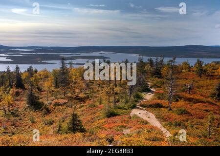 Blick von Keimiötunturi in Richtung Jerisjärvi Stockfoto