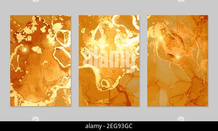Set aus abstrakten Flyern aus orangefarbenem und goldenem Marmor. Alkohol Tinte Technik Stein Textur. Vektorhintergrund. Moderne Farbe mit Glitzer. Banner, Poster-Design Stock Vektor