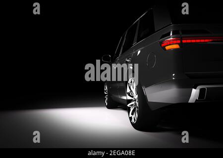 Rückansicht des modernen schwarzen SUV-Autos in einem Scheinwerfer auf einem schwarzen Hintergrund. 3D Rendern. Luxusautos. Stockfoto