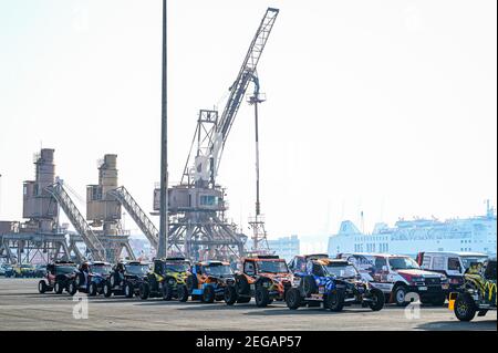 418 Abel Eric (Fra), Manez Christian (Fra), Can-am, BBR/Mercier, SSV Serie - T4, Ambiente im Hafen von Jeddah während der administrativen und technischen Abnahme der Dakar 2021 in Jeddah, Saudi-Arabien vom 1. Bis 2. Januar 2021 - Foto Eric Vargiolu / DPPI Stockfoto