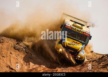 503 Macik Martin (cze), Tomasek Frantisek (cze), Svanda David (cze), Iveco, Big Shock Racing, Camion, Truck, Aktion während der 8th Etappe der Dakar 2021 zwischen Sakaka und Neom, in Saudi-Arabien am 11. Januar 2021 - Foto Florent Gooden / DPPI Stockfoto