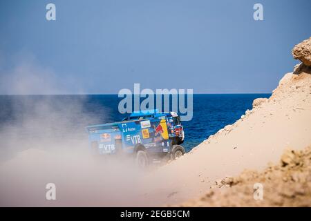 507 Sotnikov Dmitry (rus), Akhmadeev Ruslan (rus), Akhmatzianov Ilgiz (rus), Kamaz, Kamaz - Meister, Camion, Truck, Aktion während der 9th Etappe der Dakar 2021 zwischen Neom und Neom, in Saudi-Arabien am 12. Januar 2021 - Foto Antonin Vincent / DPPI Stockfoto