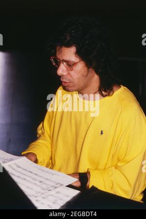 Armando Anthony Chick Corea, amerikanischer Komponist und Jazzpianist, am Klavier bei einem Auftritt in Deutschland, 1987. Stockfoto