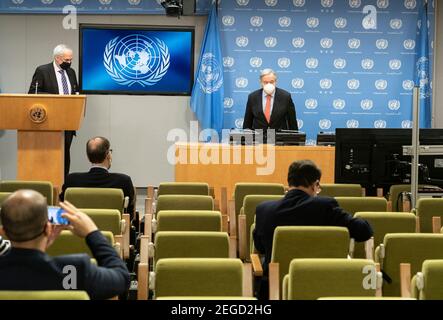 New York, Usa. Februar 2021, 18th. Hybrides Pressebriefing von SG Antonio Guterres anlässlich der Veröffentlichung des UNEP-Berichts Making Peace with Nature am 18. Februar 2021 im UN-Hauptquartier in New York. Zu SG kam die Exekutivdirektorin des Umweltprogramms der Vereinten Nationen (UNEP), Frau Inger Andersen via Video Link rom Kopenhagen. (Foto von Lev Radin/Sipa USA) Quelle: SIPA USA/Alamy Live News Stockfoto