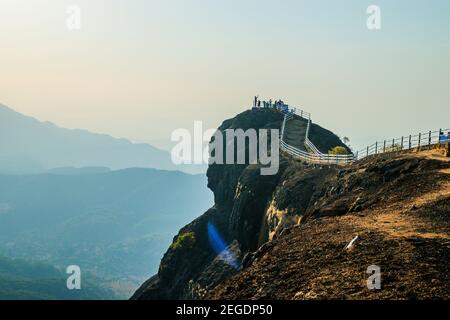 Sonnenuntergang in Mahabaleshwar am Sunset Point Stockfoto