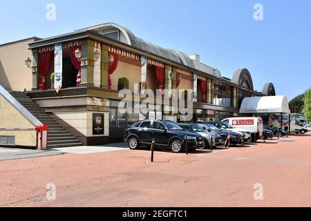 Montreux, Schweiz- 24. August 2019. Montreux Blick auf das Stadtzentrum, Schweiz. Casino Barriere. Stockfoto