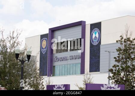 Orlando, Usa. Februar 2021, 19th. Der Eingang zum Stadion ist während des She glaubt Cup-Spiels zwischen Brasilien und Argentinien im Exploria Stadium in Orlando, Florida zu sehen. Kredit: SPP Sport Presse Foto. /Alamy Live Nachrichten Stockfoto