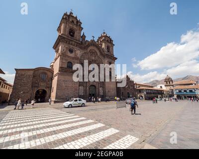 Peru, Cusco - 28. September 2019 - Loreto Kirche am Hauptplatz von Cuzco Stockfoto