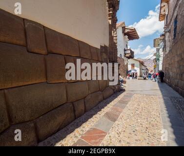 Peru, Cusco - 28. September 2019 - Inka Steinmauer Stockfoto