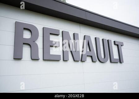 Aktenfoto vom 19. April 2020 der Renault-Montagelinie in Lambres-lez-Douai, Nordfrankreich. Der französische Autohersteller Renault sagte am Freitag, er buchte einen Rekordverlust im Jahr 2020 als die Coronavirus-Pandemie traf seine Leistung und sah auf den Ausblick in diesem Jahr als auch wiegen. Renault sagte in einer Erklärung, dass es einen Nettoverlust von 8,05 Milliarden Euro (9,7 Milliarden Dollar) im vergangenen Jahr verzeichnete, verglichen mit einem Gewinn von 19 Millionen Euro im Jahr 2019. Foto von Julie Sebadelha/ABACAPRESS.COM Stockfoto