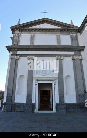 Napoli - Facciata della Chiesa delle Donne a San Martino Stockfoto