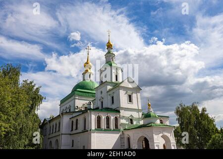 Das Danilow-Kloster (auch das Svyato-Danilov-Kloster oder das Heilige Danilov-Kloster) wurde Ende des 13th. Jahrhunderts gegründet. Moskau, Russland Stockfoto