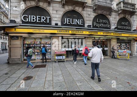 SCHLIESSUNG EINER BERÜHMTEN PARISER BUCHHANDLUNG Stockfoto