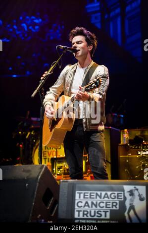 Kelly Jones tritt auf der Bühne für die jährliche Konzertreihe des Teenage Cancer Trust in der Royal Albert Hall in London auf. Bilddatum: Freitag, 31st. März 2017. Bildnachweis sollte lauten: © DavidJensen Stockfoto