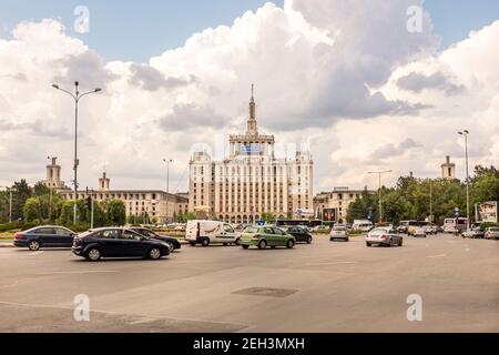 Casa Presei Libere, bekannt als das Haus der Freien Presse, beherbergt mehrere Zeitungen in diesem Gebäude aus der kommunistischen Ära in Bukarest, Rumänien Stockfoto