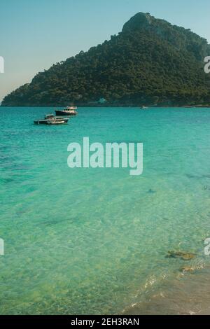 Schönes türkisfarbenes Mittelmeer in Formentor Mallorca Stockfoto