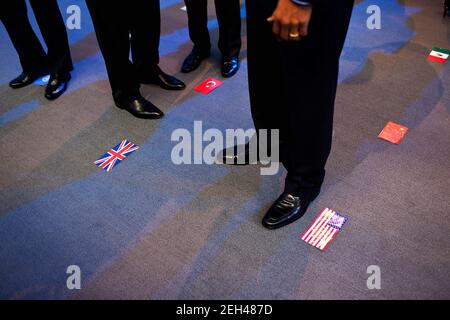 Präsident Barack Obama und die Gipfelführer der G-20 versammeln sich vor dem offiziellen Foto im David L. Lawrence Convention Center, Pittsburgh, Pennsylvania, 25. September 2009. Stockfoto