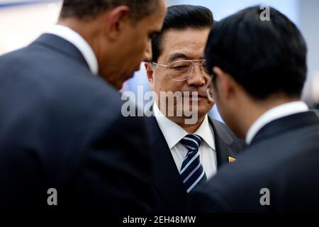 Präsident Barack Obama und der chinesische Präsident Hu Jintao beim G-20-Gipfel in Pittsburgh, Pennsylvania, 25. September 2009. Stockfoto