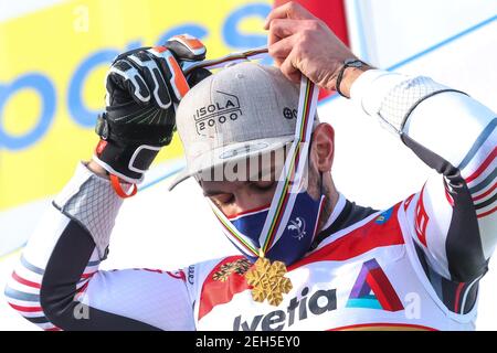 2/19/2021 - Mathieu FAIVRE (FRA) Goldmedaille bei den Herren GS in Cortina d'Ampezzo während 2021 FIS Alpine World SKI Championships - Riesenslalom - Männer, Alpinskirennen in Cortina (BL), Italien, Februar 19 2021 (Foto by IPA/Sipa USA) Stockfoto