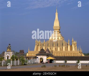 AsiaLLaos, Vientiane,der große heilige buddhistische Stupa Pha That Luang Stockfoto