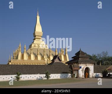 AsiaLLaos, Vientiane,der große heilige buddhistische Stupa Pha That Luang Stockfoto