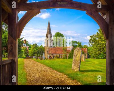 St Gregorys Welford bei Hungerford ist eine von nur zwei Rundturm-Kirchen in Berkshire. Stockfoto