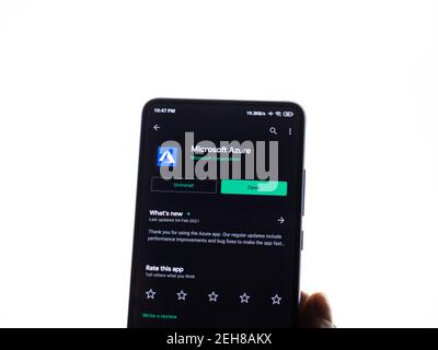 Assam, indien - November 15, 2020 : Microsoft Azure Logo auf Handy-Bildschirm Stock Bild. Stockfoto