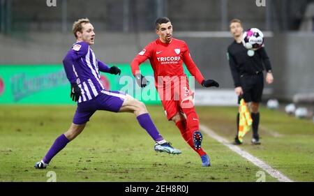 Aue, Deutschland. 19th Feb, 2021. firo: 19.02.2021 Fußball: Fußball: Archivfotos 2.Bundesliga-Saison 2020/21 Erzgebirge Aue - VfL Bochum Duels, Ben Zolinksi, Versus, Danilo Soares PICTURE POINT/firosportphoto Quelle: dpa/Alamy Live News Stockfoto