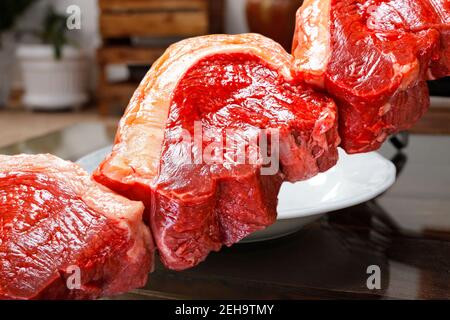 Picanha, traditionelle brasilianische Grill. Rohes Fleisch Stockfoto