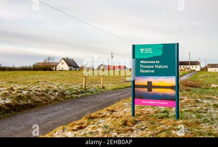 Castle Douglas, Schottland - 27th. Dezember 2020: National Trust for Scotland, Welcome to Threave Nature Reserve Schild bei Threave Estate, Castle Douglas, Stockfoto