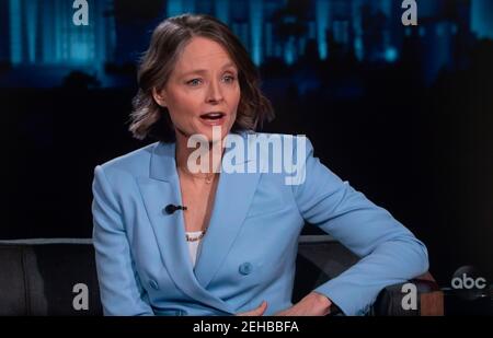 19. Februar 2021, Los Angeles, Kalifornien, USA - JODIE FOSTER diskutiert ihren neuen Film 'The Mauretanian' über 'Jimmy Kimmel Live.(Bildquelle: © ABC/Jimmy Kimmel Live/ZUMA Wire) Stockfoto