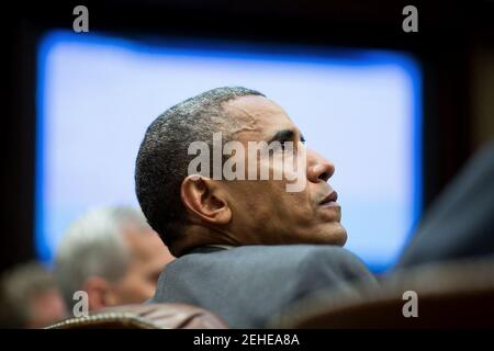 Präsident Barack Obama trifft sich mit Beratern im Roosevelt Room des Weißen Hauses, 4. August 2014. Stockfoto