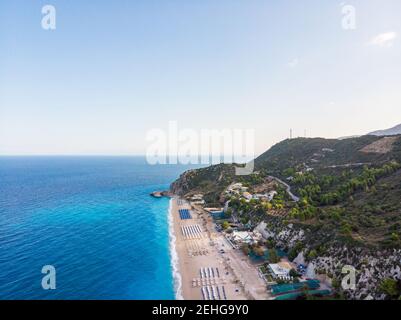 Kathisma Beach, Insel Lefkada, Griechenland. Kathisma Beach ist einer der besten Strände auf Lefkada Insel im Ionischen Meer Stockfoto