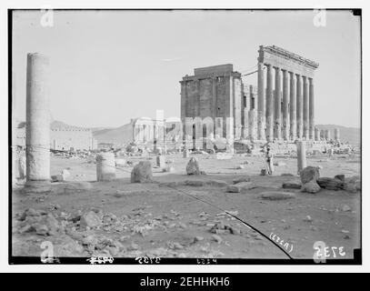 Palmyra. Haus des Baal. Der große Hof, Umschließenden - Wand- und Kolonnaden Stockfoto