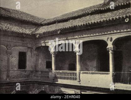 Patio Palacio de los Condes de Miranda (c,1917). Stockfoto