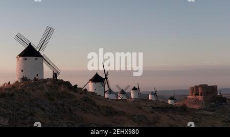 Windmühlen von consuegra, toledo, spanien von der Route von don quixote de la mancha Stockfoto