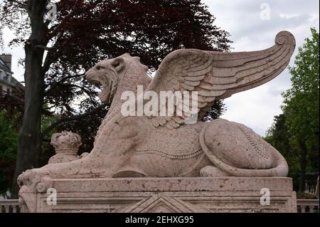 Tiger von Genf. Bild dieser Tigerwache Statue, aufgenommen am Monument Brunswick in Genf, Schweiz. Das Denkmal wurde in Erinnerung an t gebaut Stockfoto
