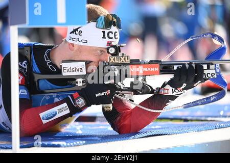 20. Februar 2021, Slowenien, Pokljuka: Biathlon: Weltmeisterschaften, Staffel 4 x 7,5 km, Männer. Johannes Thingnes, die norwegische Firma, schießt am Start. Foto: Sven Hoppe/dpa Stockfoto