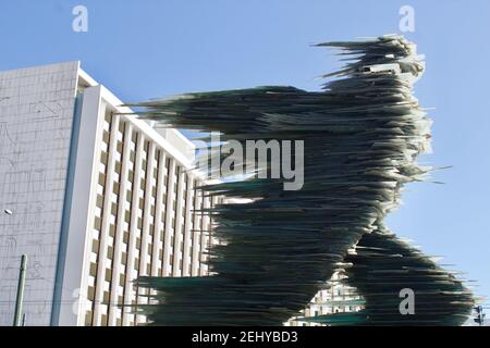 Athen, Griechenland - Februar 9 2021: Statue eines Laufenden in Athen Stockfoto