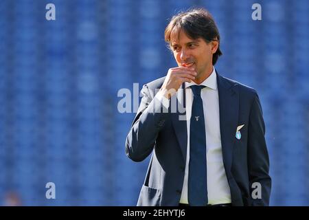 Rom, Italien. Februar 2021, 20th. Simone Inzaghi Cheftrainer von Latium reagiert während der italienischen Meisterschaft Serie EIN Fußballspiel zwischen SS Lazio und UC Sampdoria am 20. Februar 2021 im Stadio Olimpico in Rom, Italien - Foto Federico Proietti/DPPI/LiveMedia Kredit: Paola Benini/Alamy Live News Stockfoto