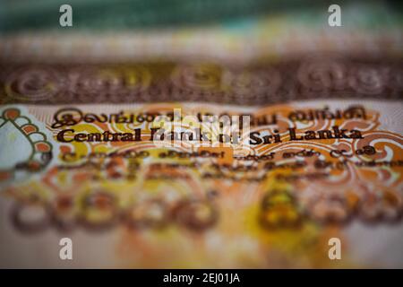 Makro Nahaufnahme von Papierbanknoten-Rupie aus Sri Lanka Stockfoto
