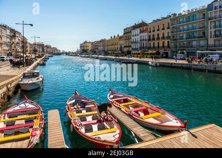 Der königliche Kanal an einem sonnigen Tag, in Sète in Hérault, in Okzitanien, Frankreich Stockfoto