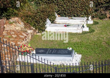 Die Ruhestätte für die beiden Allman Brothers, Duane, und Gregg. Sie befinden sich in einer verschlafenen kleinen Mulde im Rose Hill Cemetary. Stockfoto